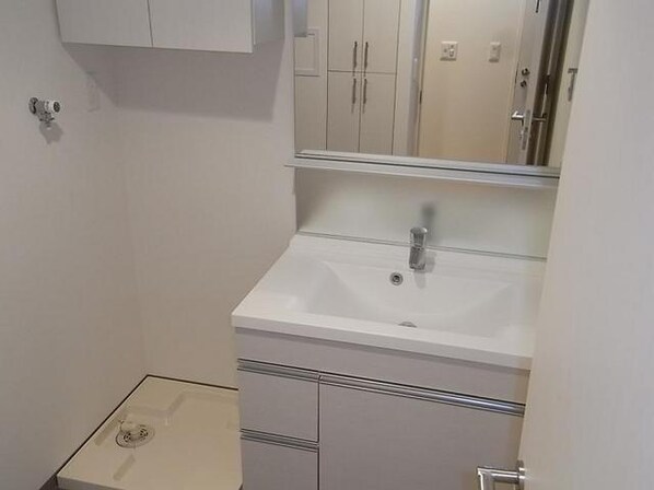 コンフォリア東池袋WESTの物件内観写真